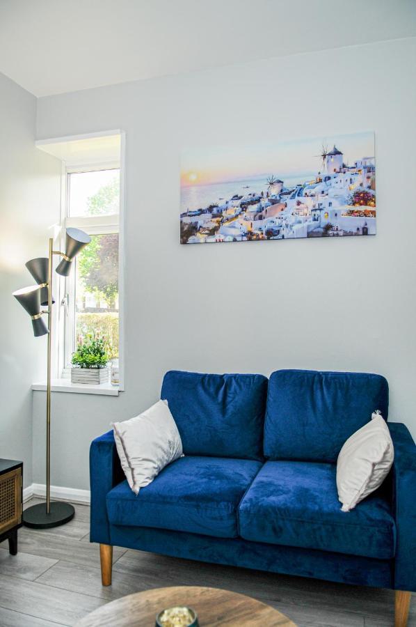 Greater London, 1 Bed London Flat, Parking, Nr Metro Stations, 15Mins To London Leilighet Eksteriør bilde